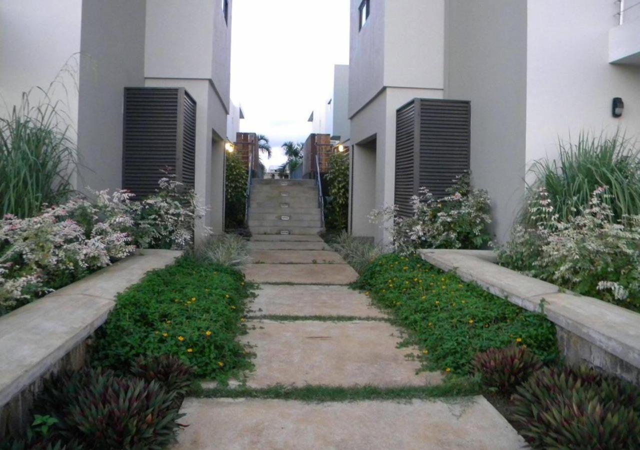 Modern Villa In Grand Bay - Short Walk To Beach Екстер'єр фото
