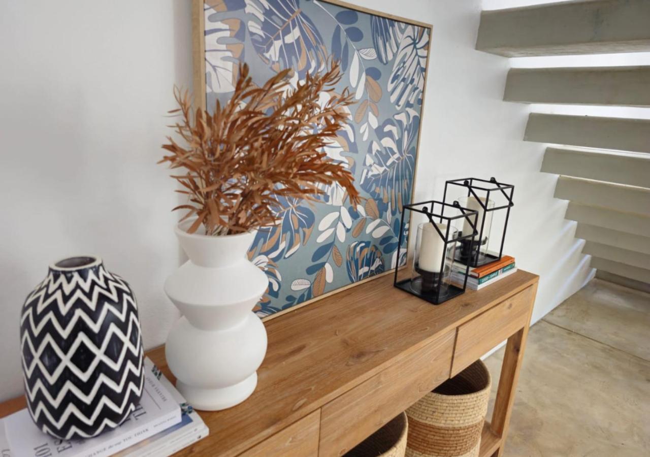 Modern Villa In Grand Bay - Short Walk To Beach Екстер'єр фото