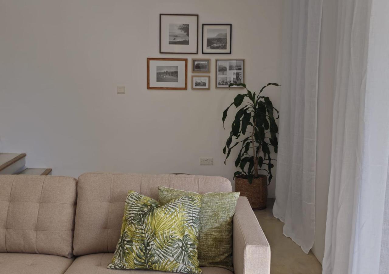 Modern Villa In Grand Bay - Short Walk To Beach Екстер'єр фото